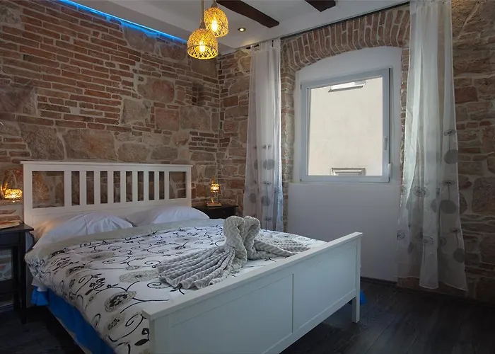 Apartment Denis Old Town